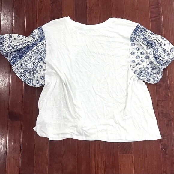 White twist front paisley print flutter sleeve top size XL - Picture 4 of 6